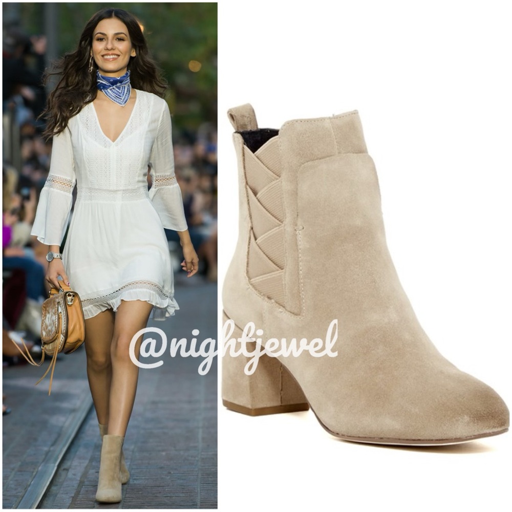 Last size! 🤎💛 REBECCA MINKOFF Oiled Taupe Suede Lo city cowgirl Booties boots